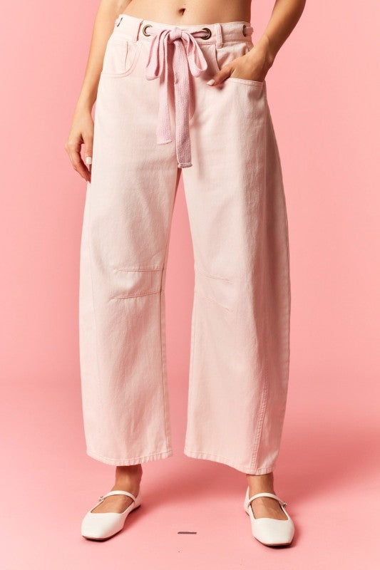 Mineral Washed Eyelet Thru Cotton Belt Barrel Light Pink Jean