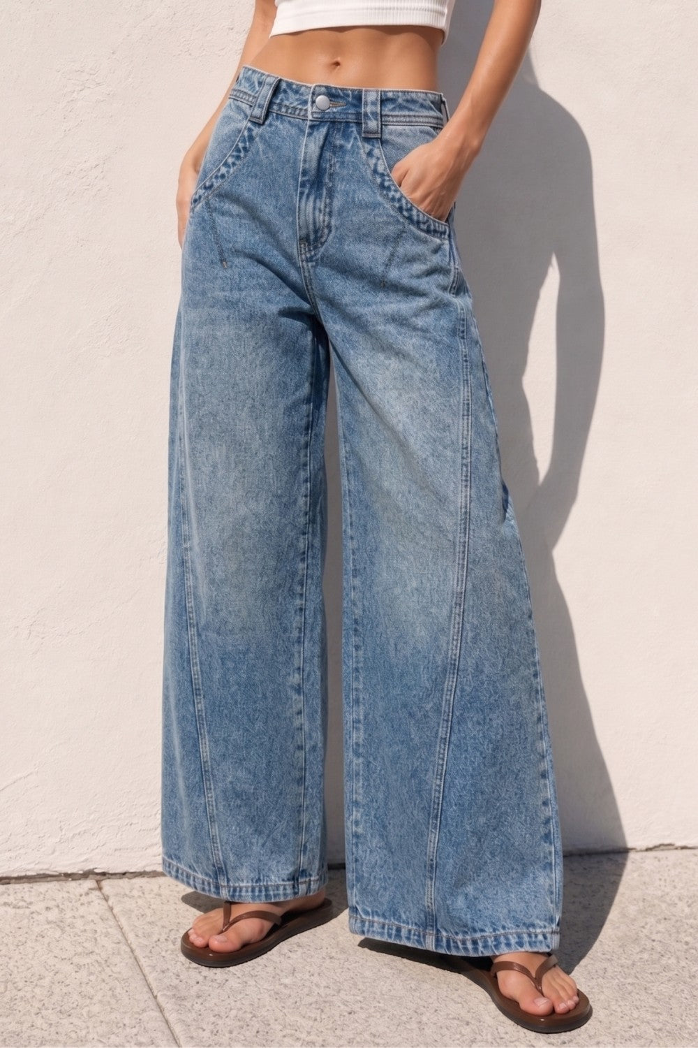 Washed Wide Curved Denim Jeans