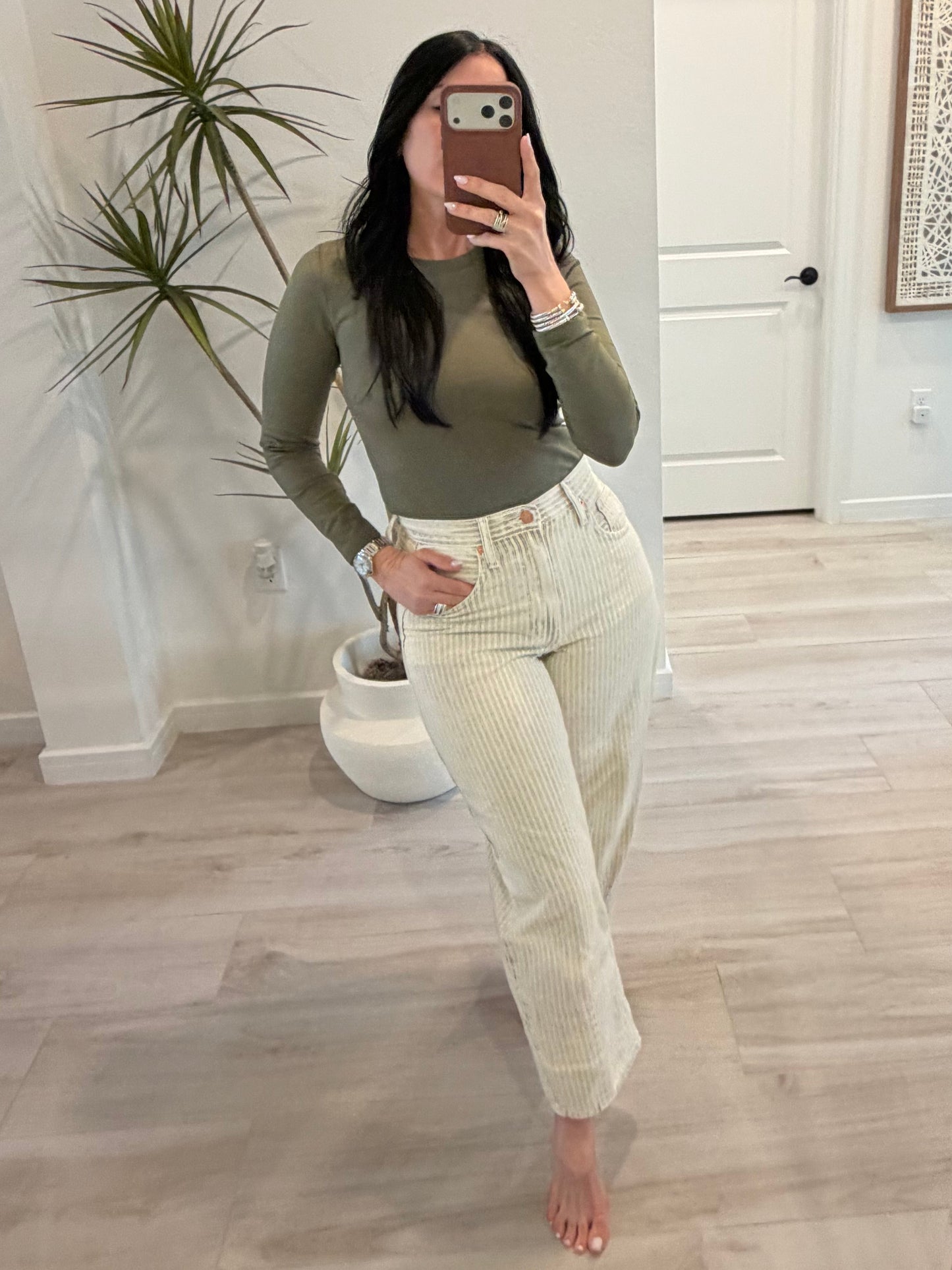 High-Waisted Green Striped Barrel-Leg Jeans
